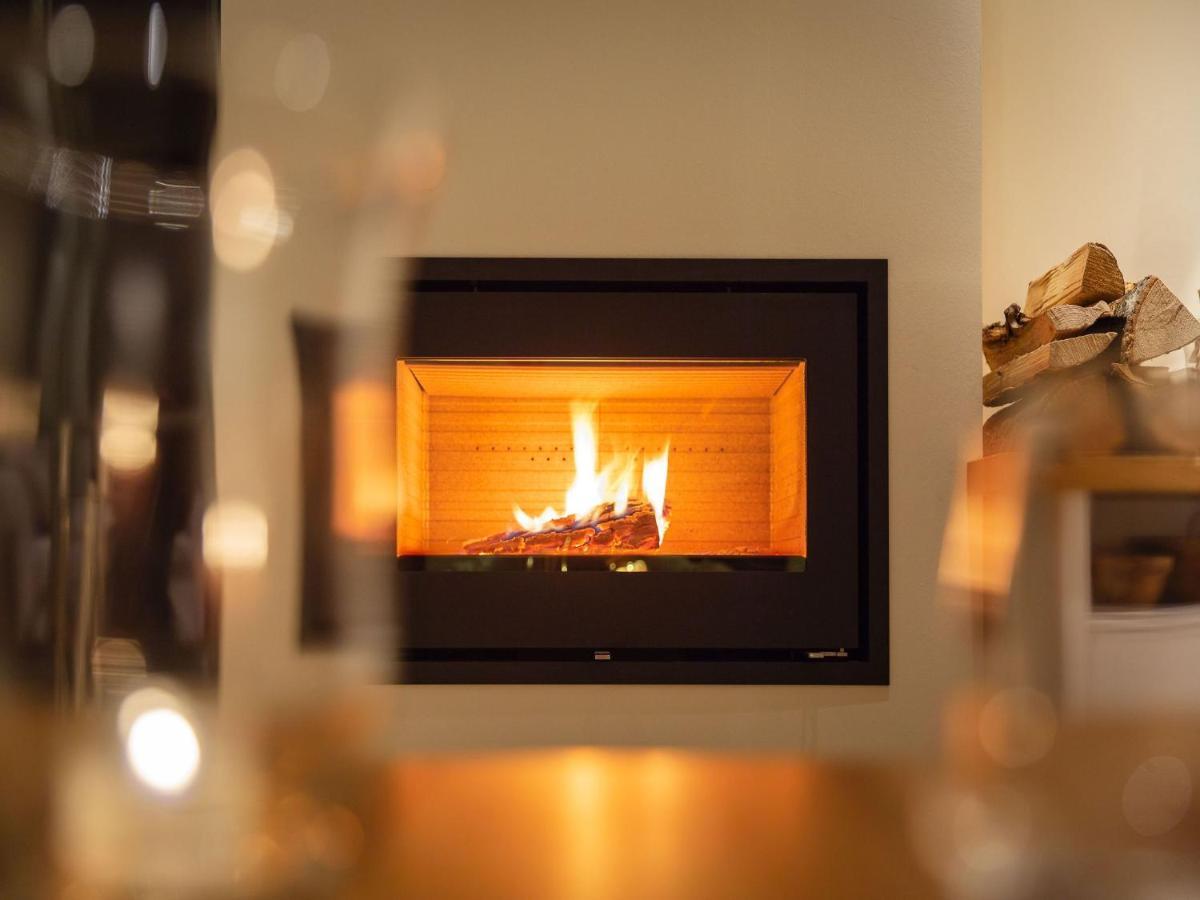 Reetland Am Meer - Premium Reetdachvilla Mit 2 Schlafzimmern, Sauna Und Kamin E04 ดรันส์เคอ ภายนอก รูปภาพ