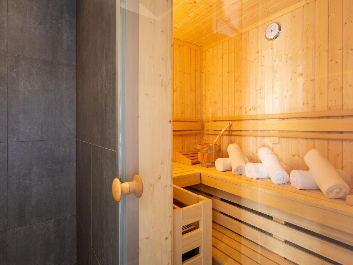 Reetland Am Meer - Premium Reetdachvilla Mit 2 Schlafzimmern, Sauna Und Kamin E04 ดรันส์เคอ ภายนอก รูปภาพ