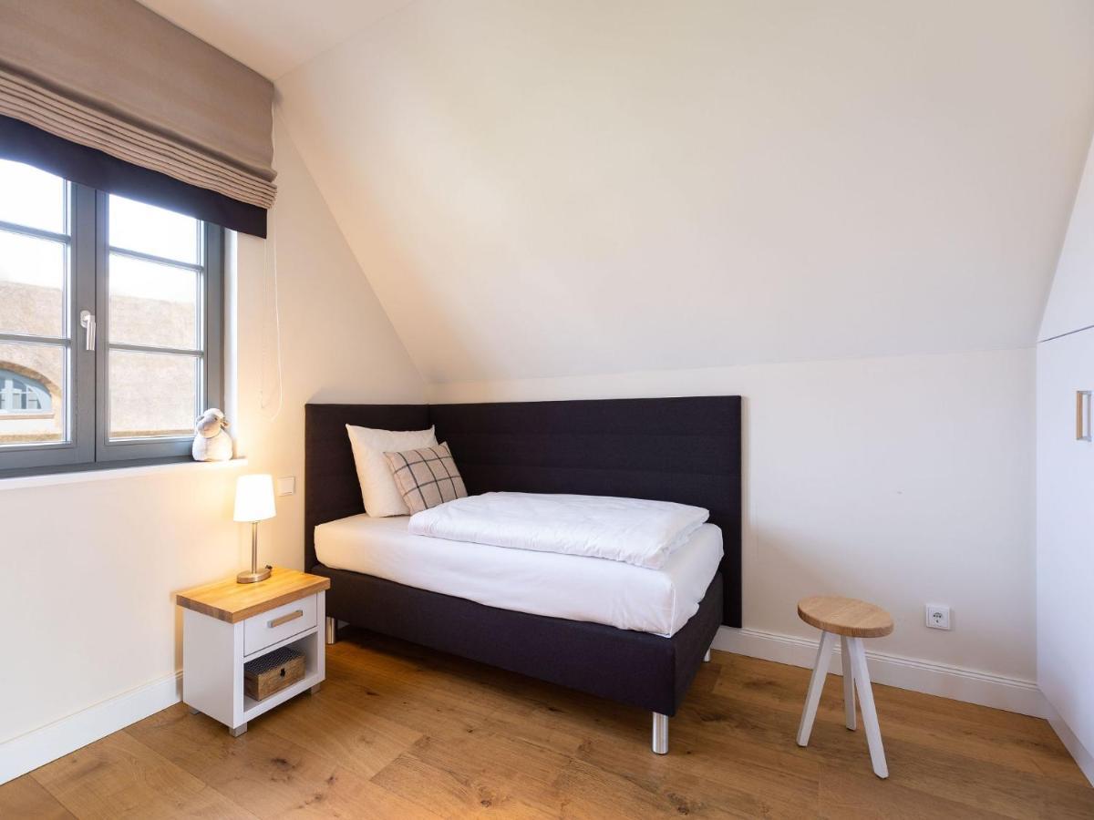 Reetland Am Meer - Premium Reetdachvilla Mit 2 Schlafzimmern, Sauna Und Kamin E04 ดรันส์เคอ ภายนอก รูปภาพ
