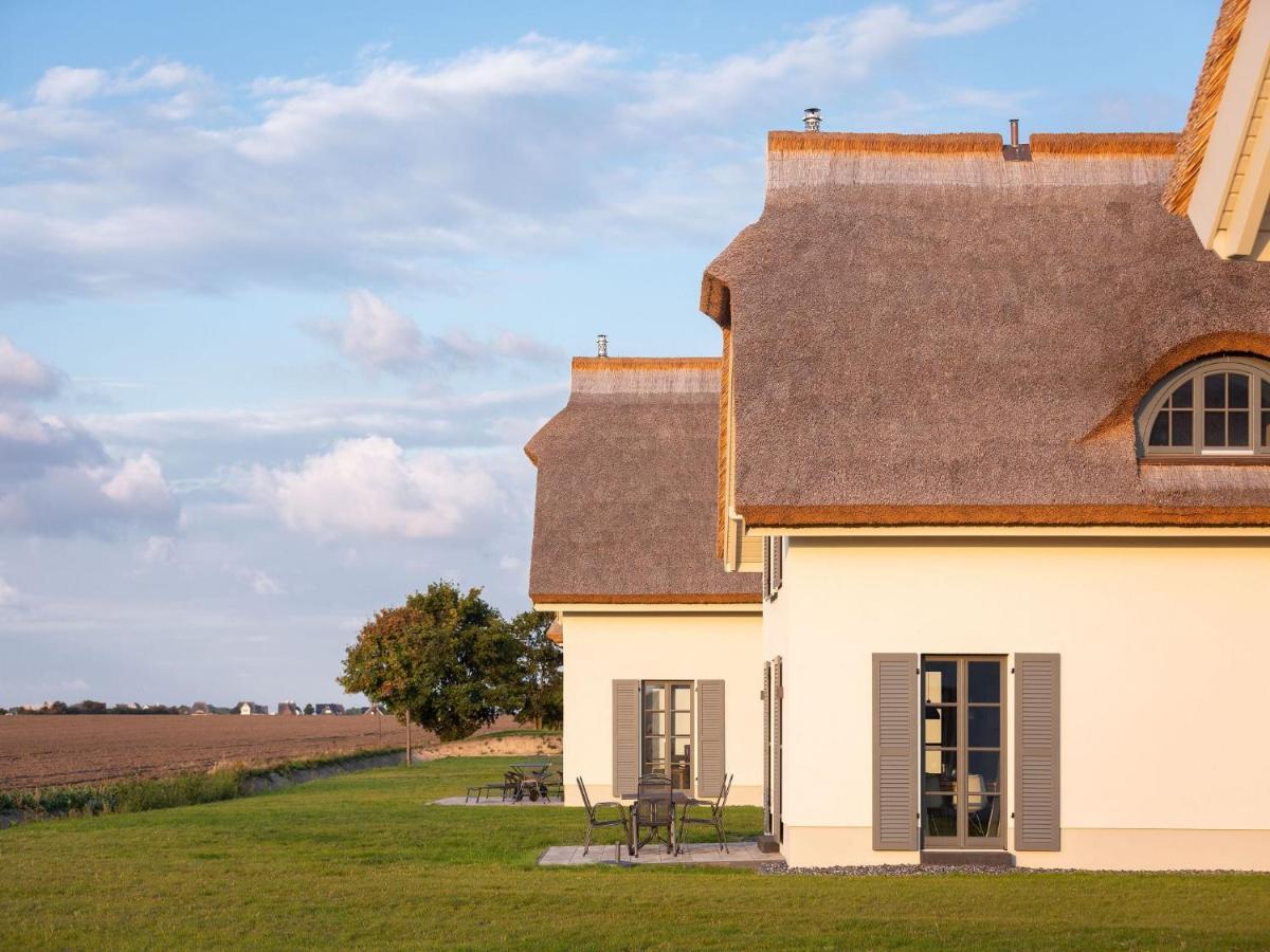 Reetland Am Meer - Premium Reetdachvilla Mit 2 Schlafzimmern, Sauna Und Kamin E04 ดรันส์เคอ ภายนอก รูปภาพ